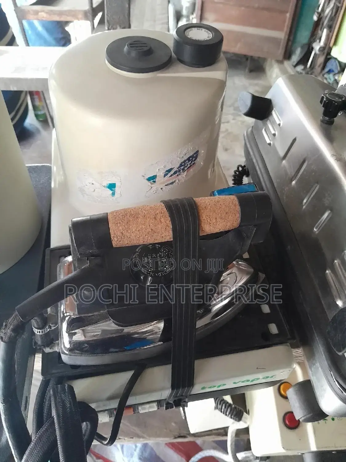 Top Vapour Industrial Iron