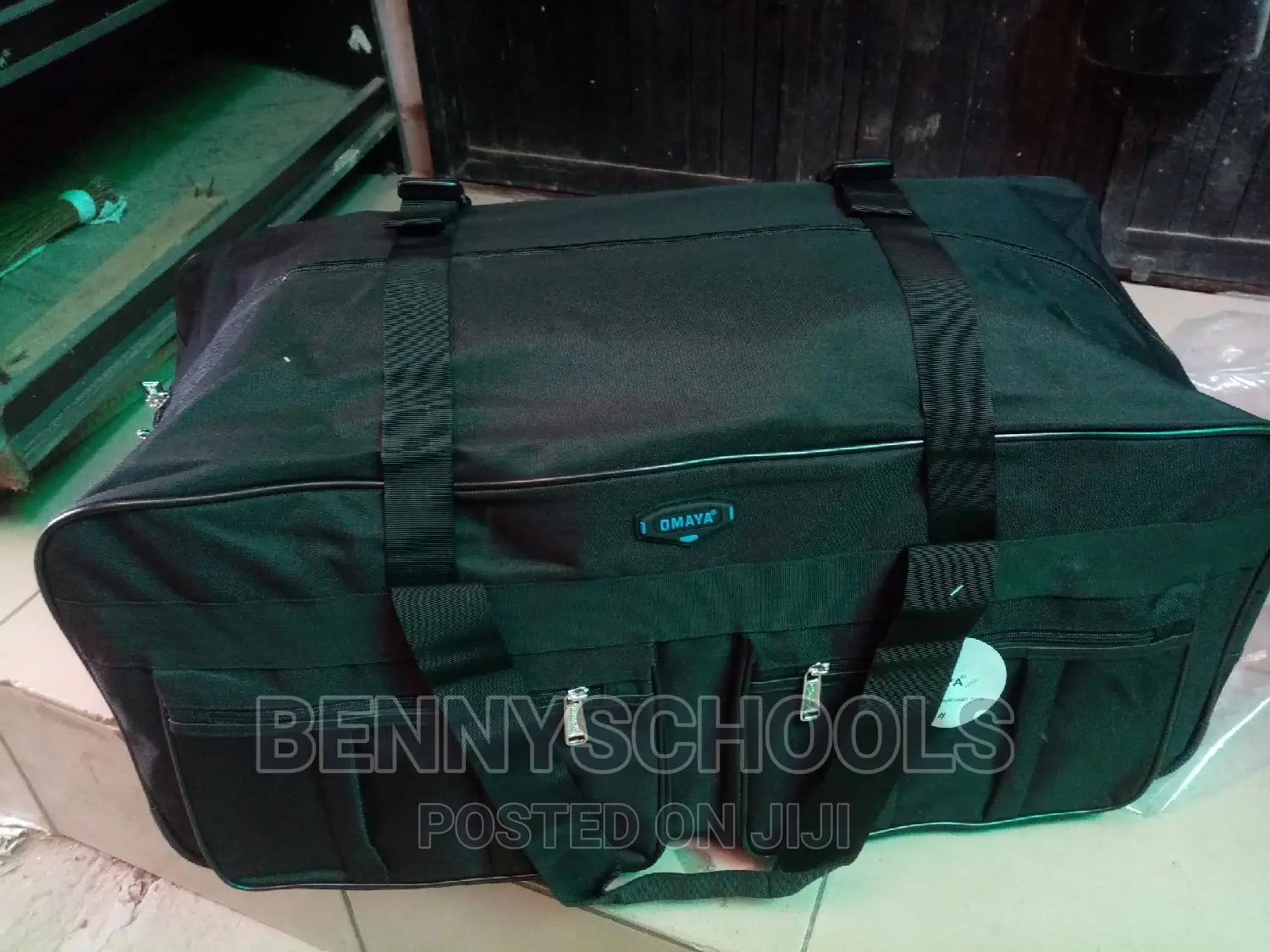 Biggest Jumbo Extra Large Omaya Traveling Luggage Duffle Bag