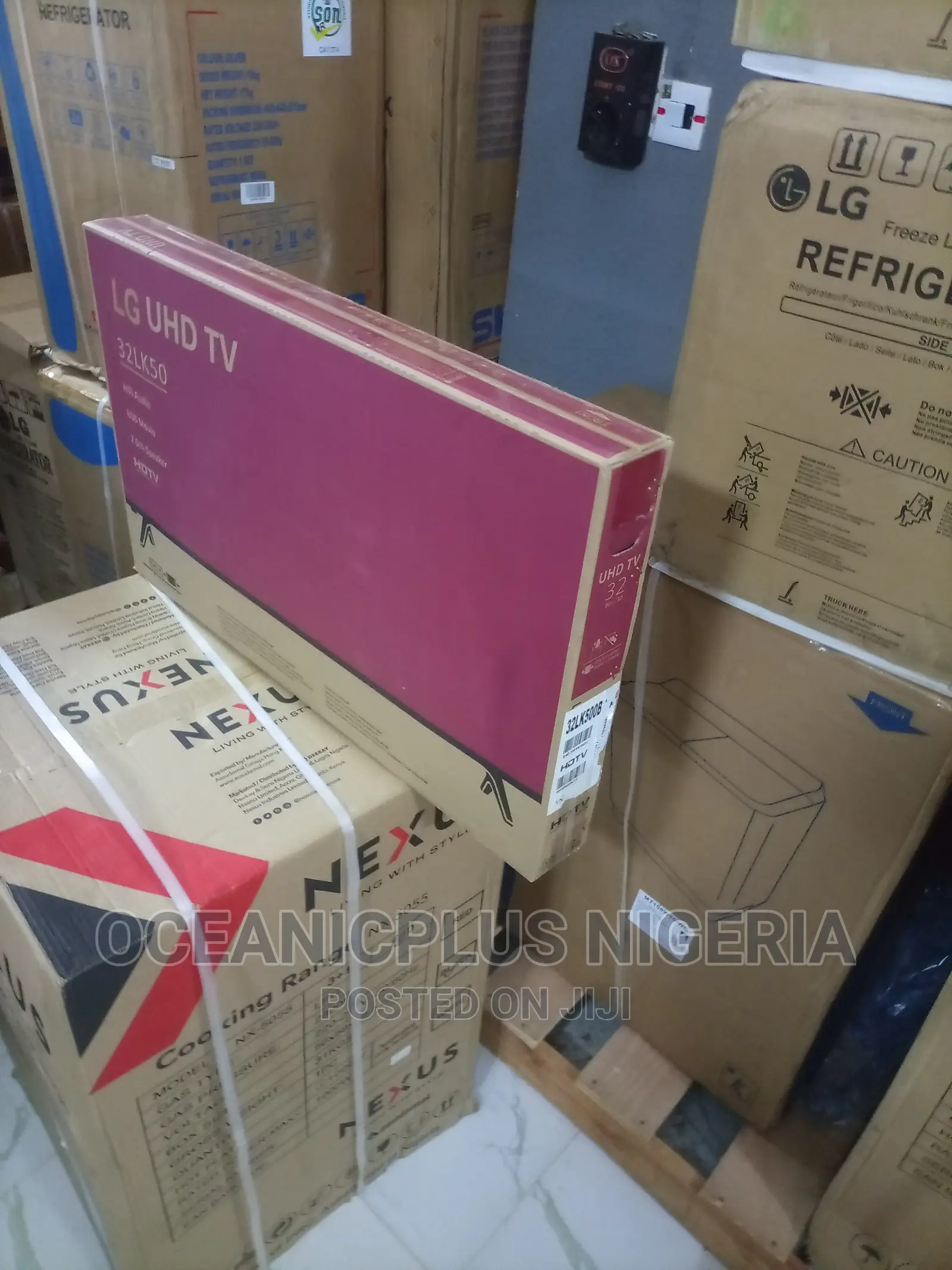 Quality Strong LG 32 Inches Framed Uhd TV