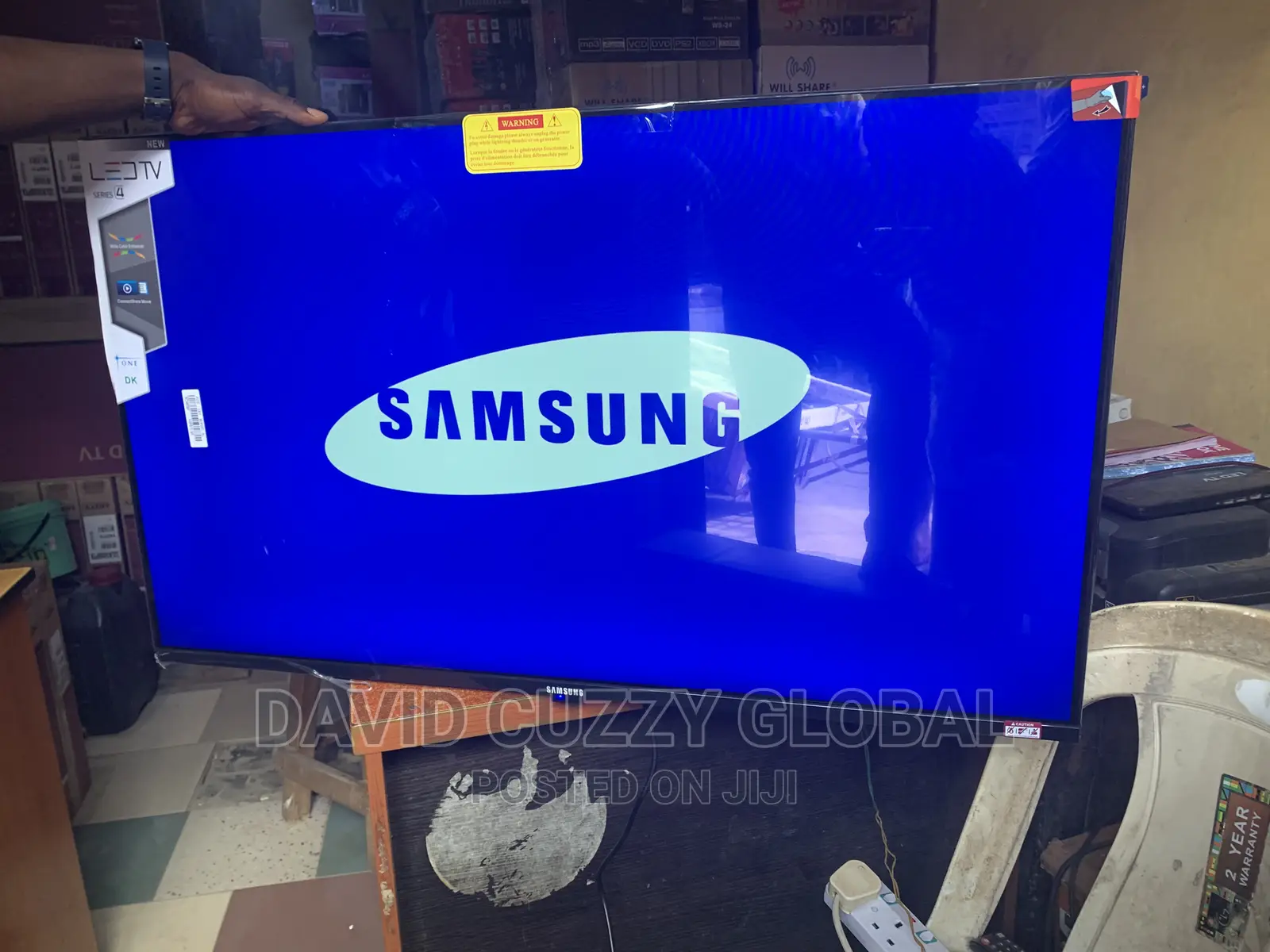 Samsung 50 Inches Smart Tv