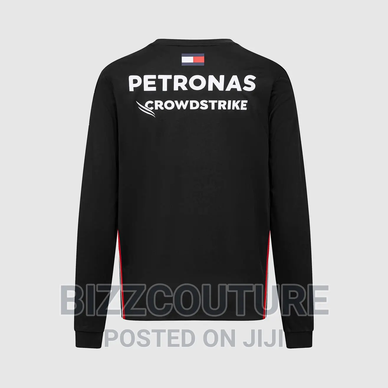 Original MERCEDES-AMG Petronas F1 Team Available in Store