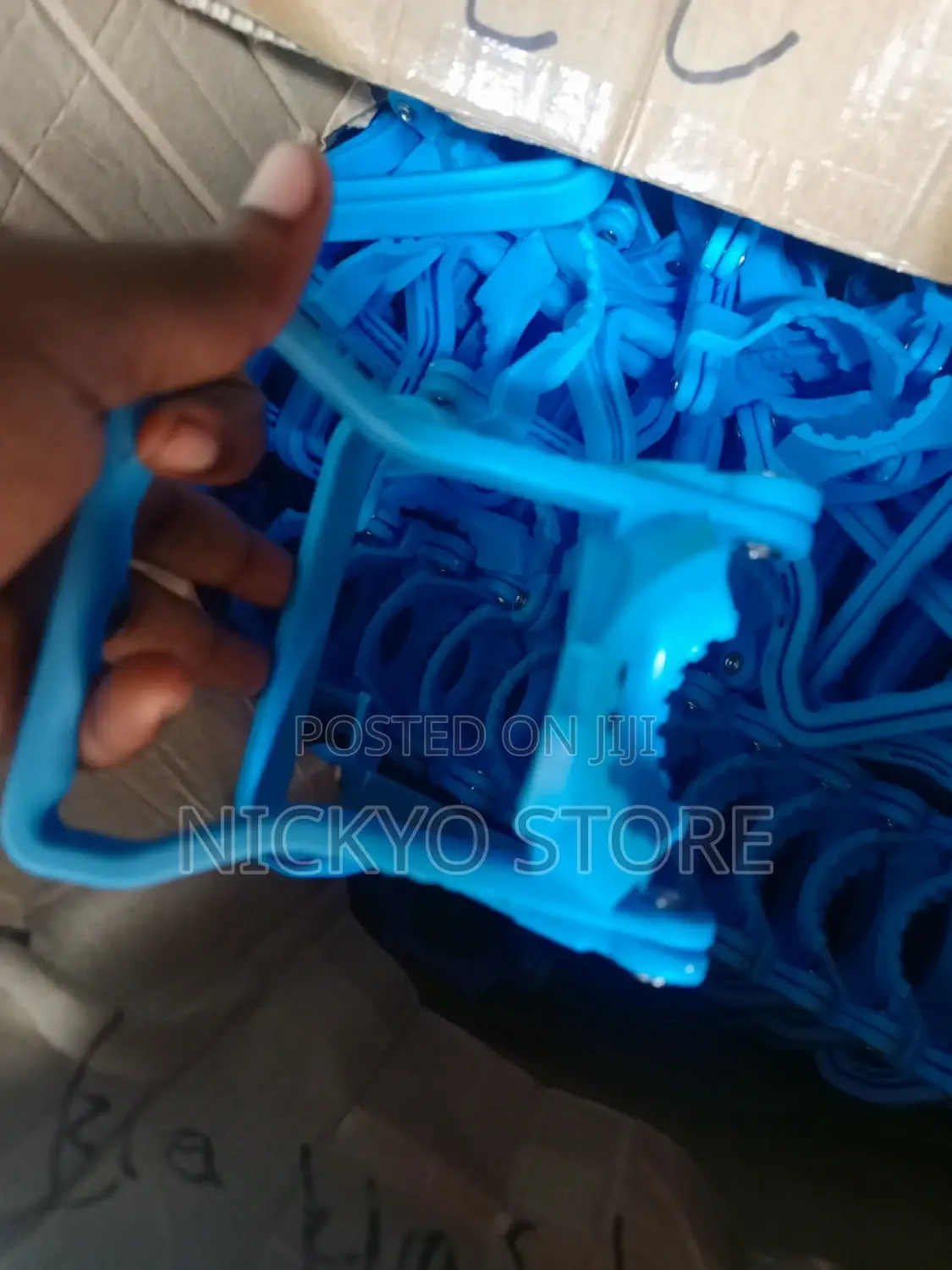 Gallon Drinking Water Bottle Handle Lifter Non-Slip Holder