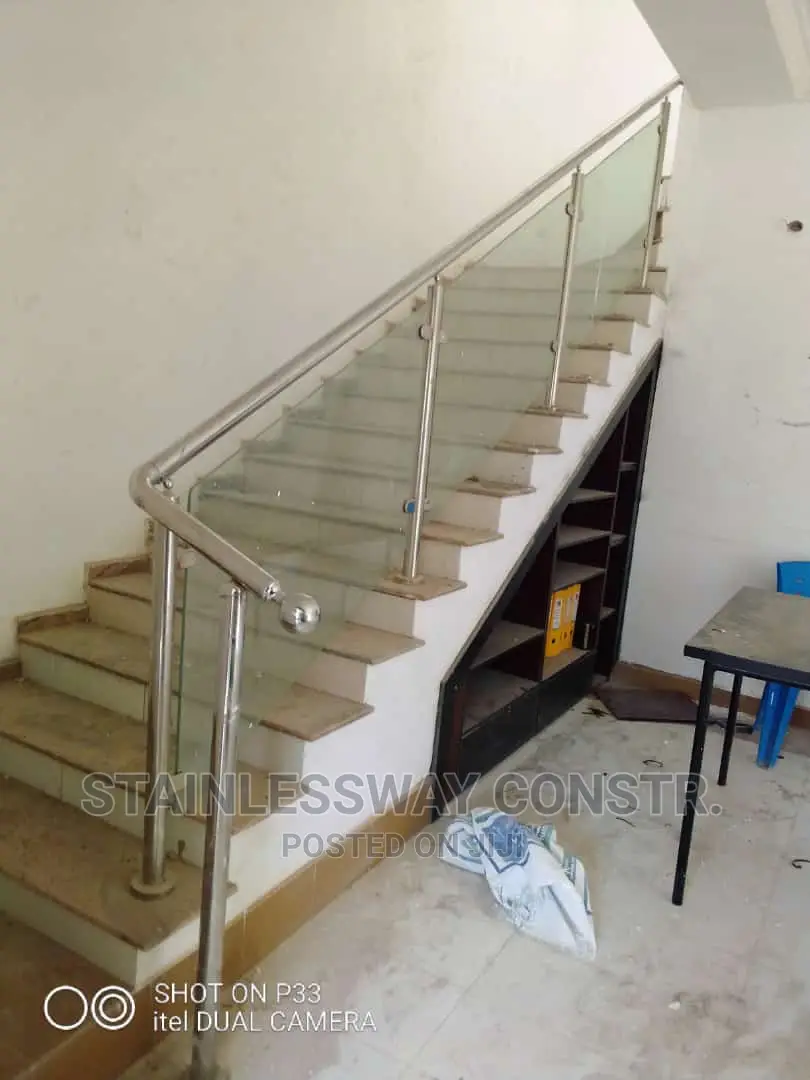Clear 10mm Glass Railing Top