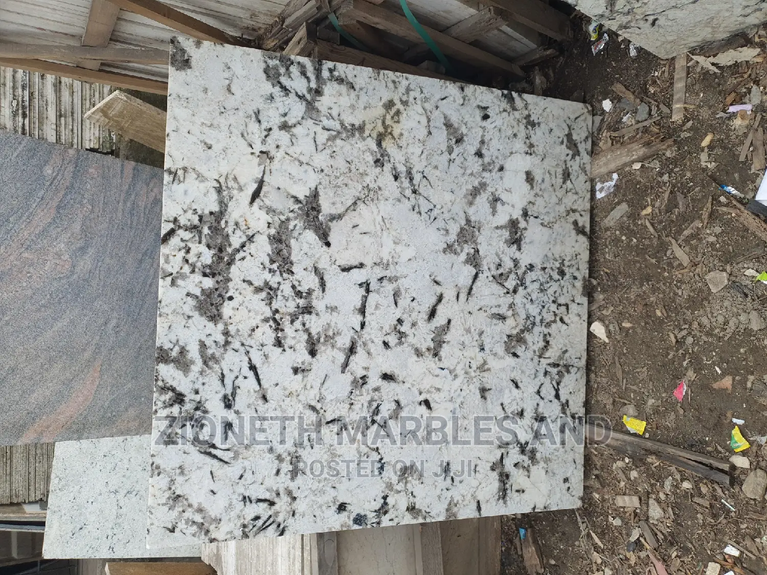 Italian Crema Blanco 90x90 Granite 2cm Thickness Floor Tiles