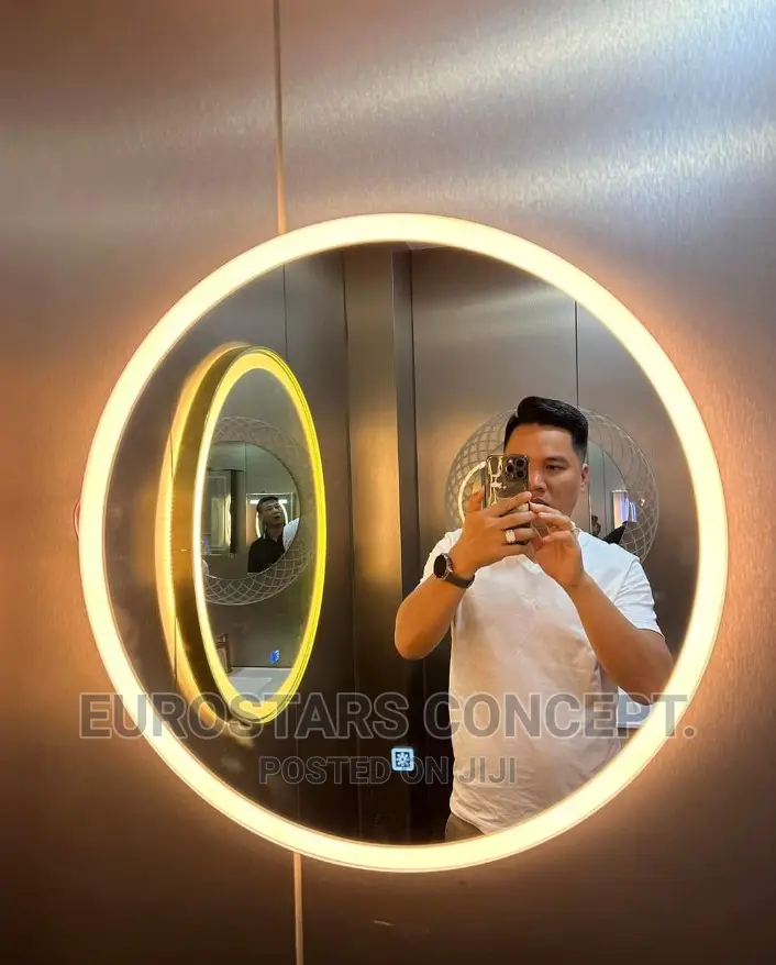 Round Simple Mirror With 3 Colours Sensor Lights