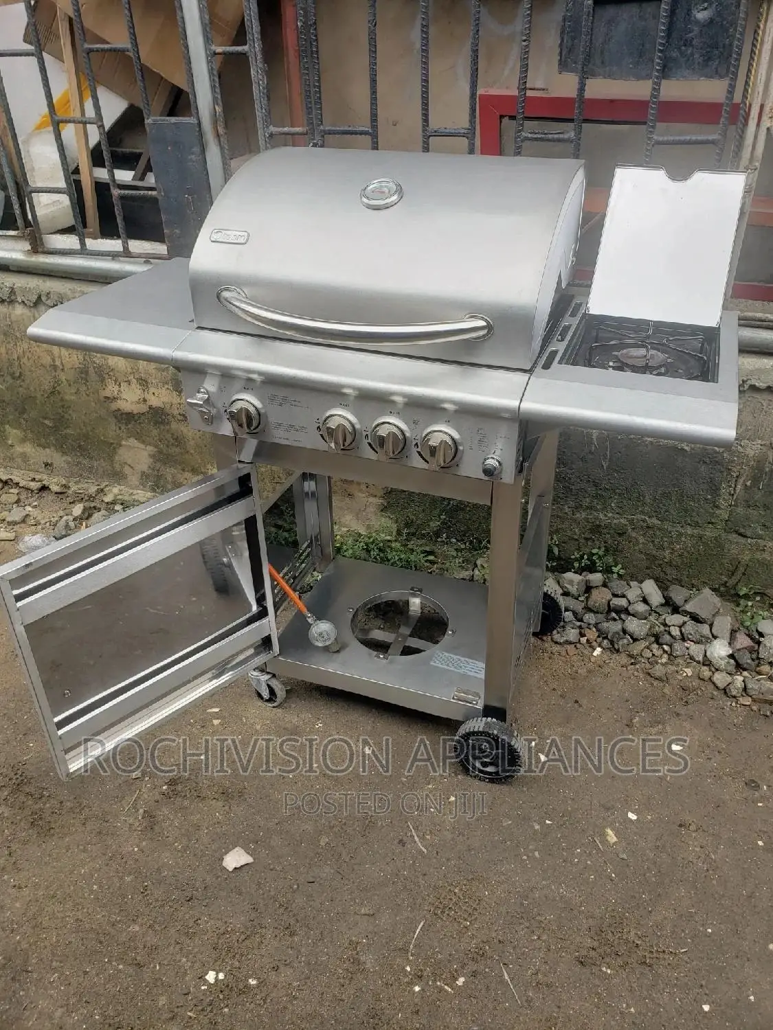 BBQ Grill With Side Stove Gas and Charcoal Barbecue Grill