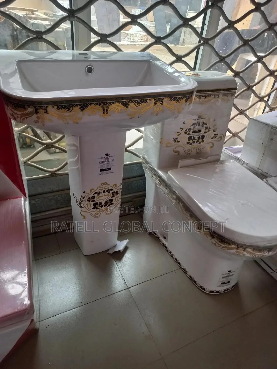 Rockford Lincoln (Decor) Executive Wc