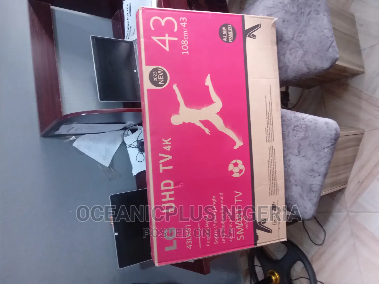 Reliable LG 43 Inches Smart Frameless TV