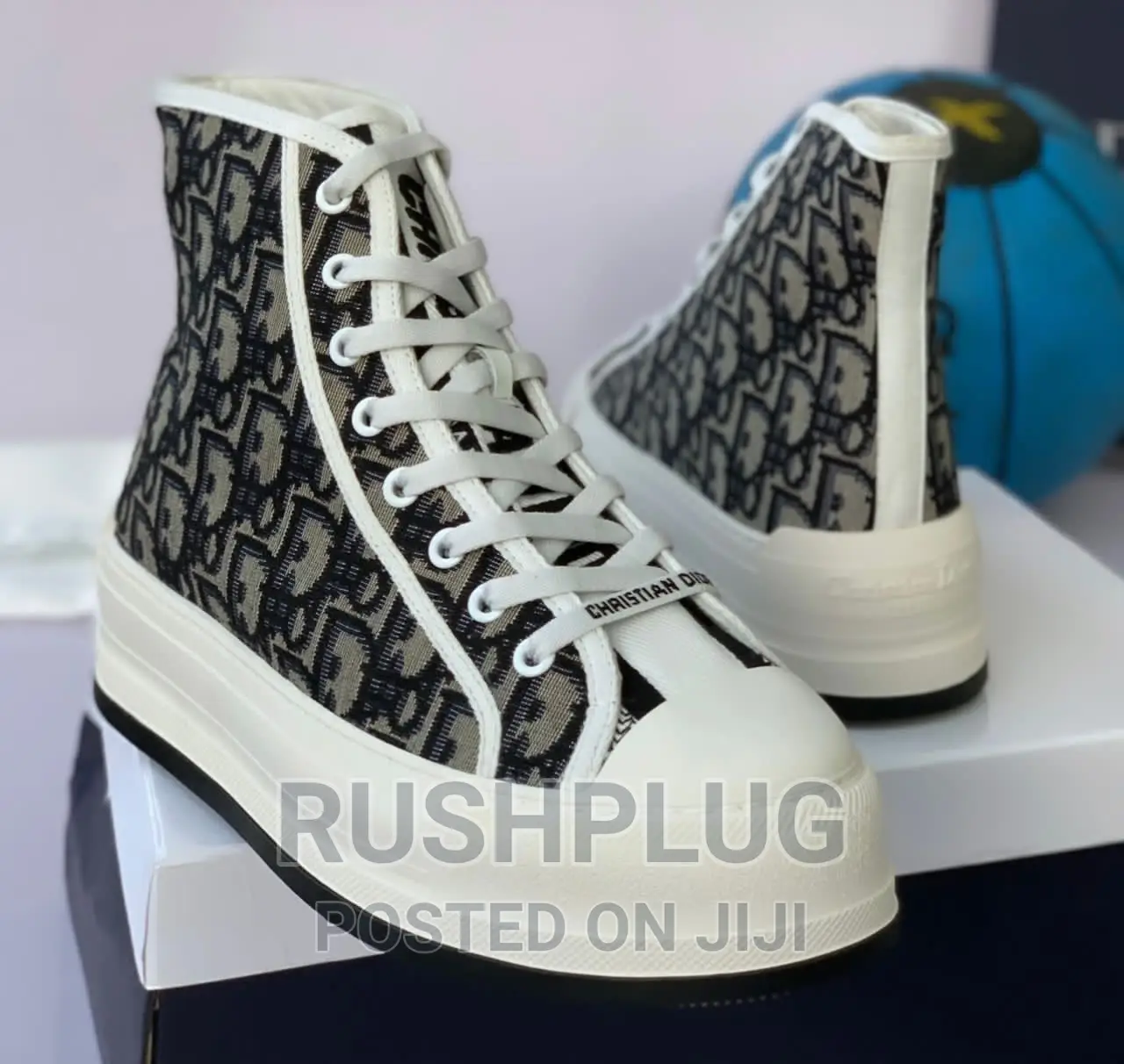 CHRISTIAN Dior High Top Sneakers