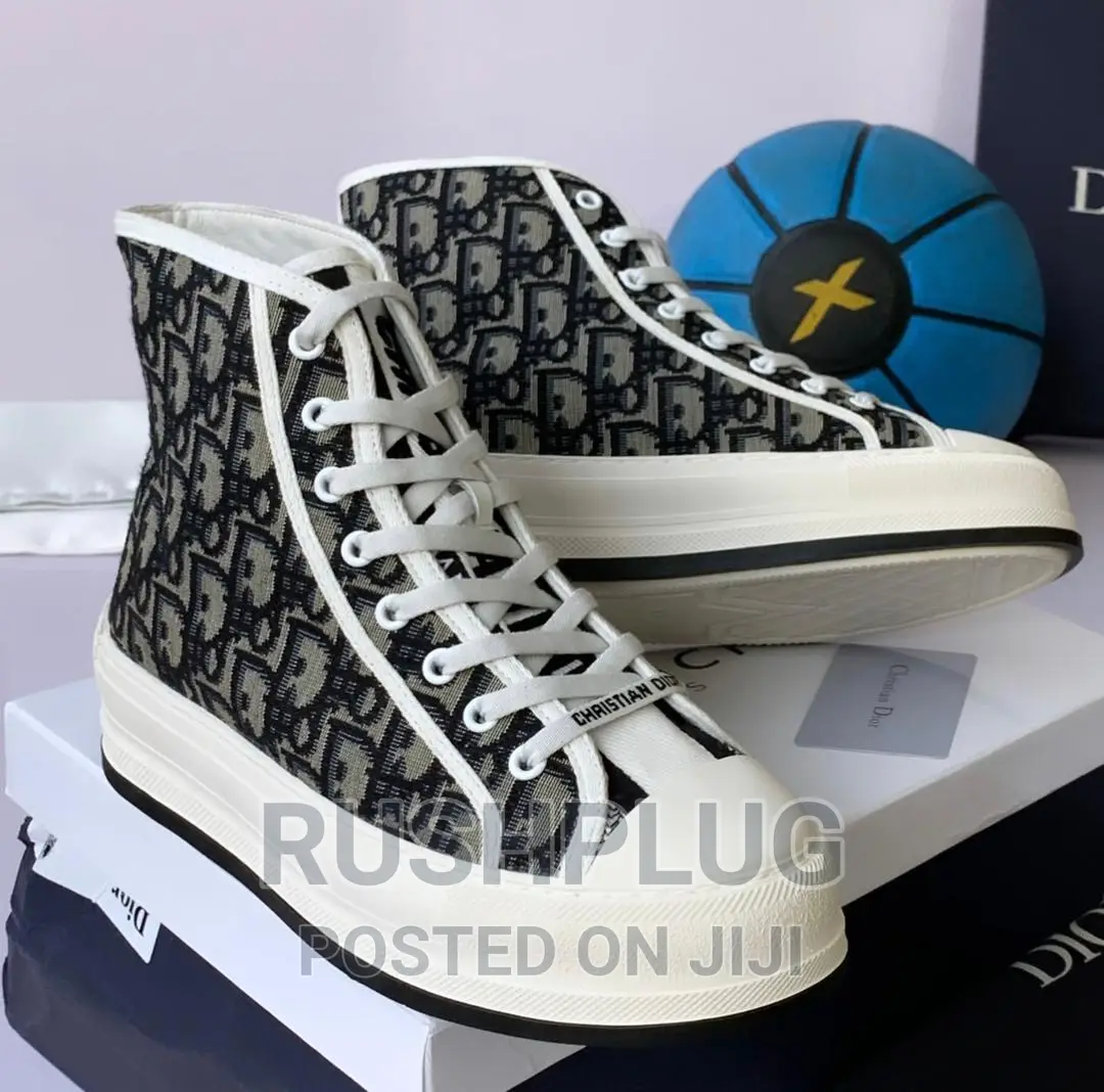 CHRISTIAN Dior High Top Sneakers