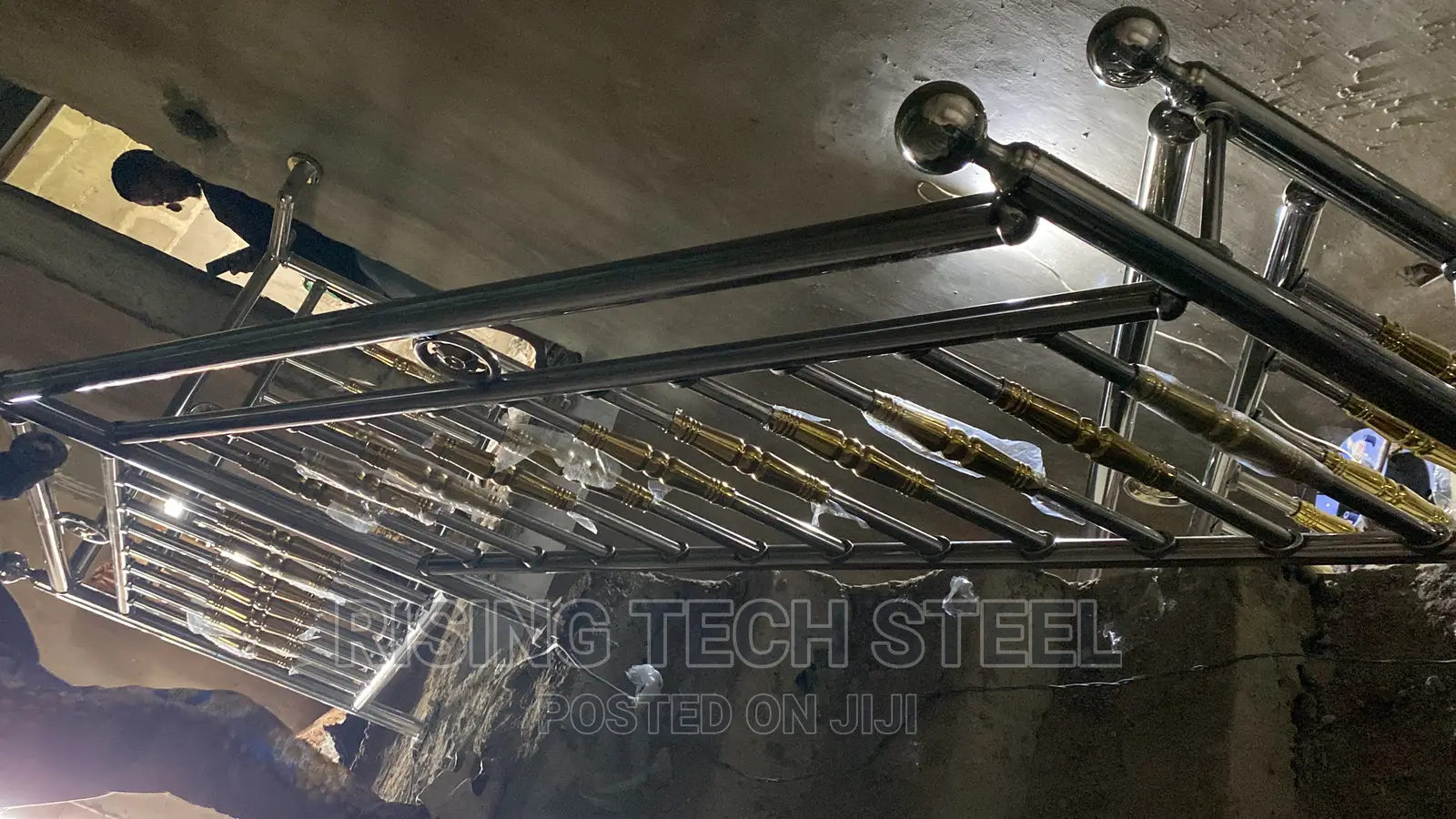 Design Golden Handrail