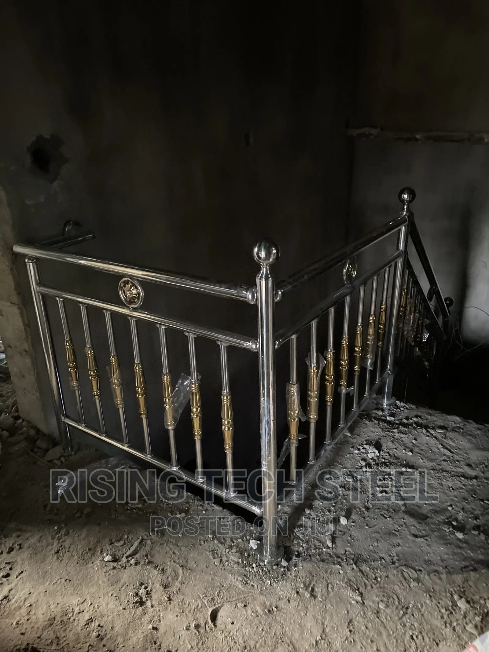 Design Golden Handrail