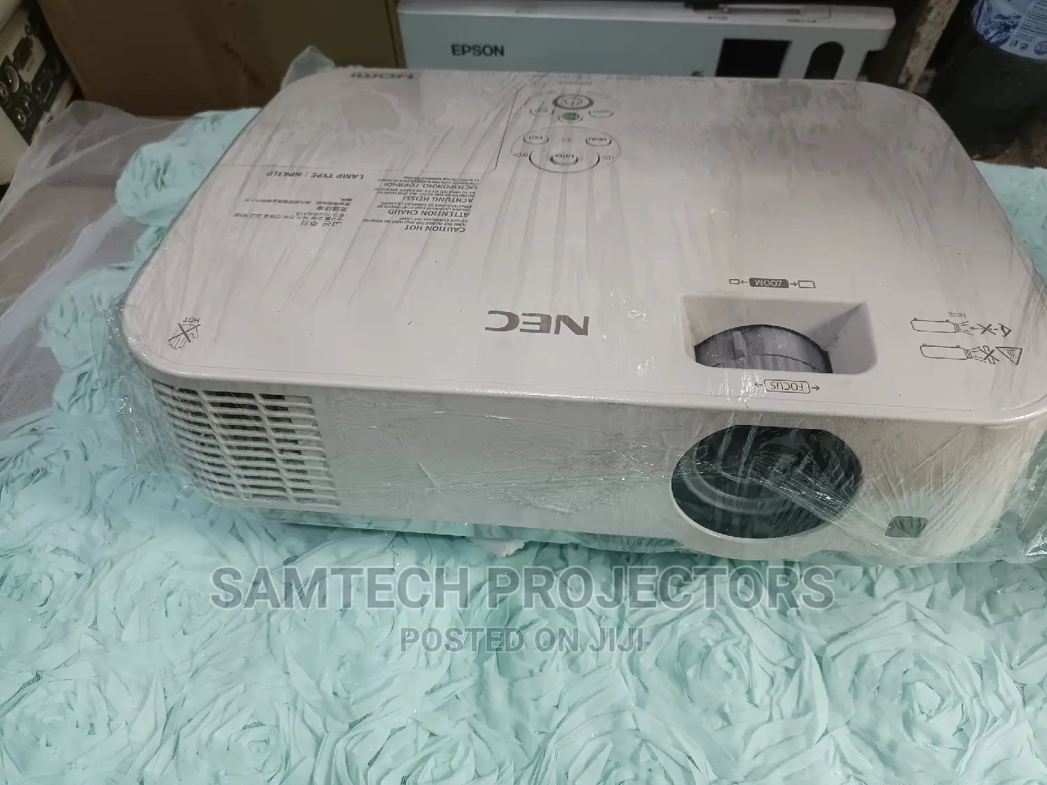 London Used NEC Projector With 2 HDMI Ports