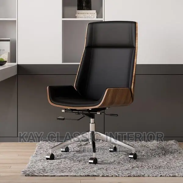 Classic Office Swivel Chair