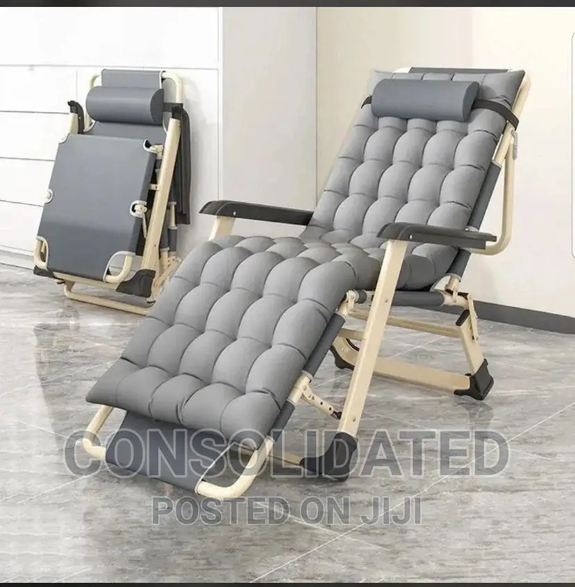 Unique Exquisite Foldable Relaxation Chair