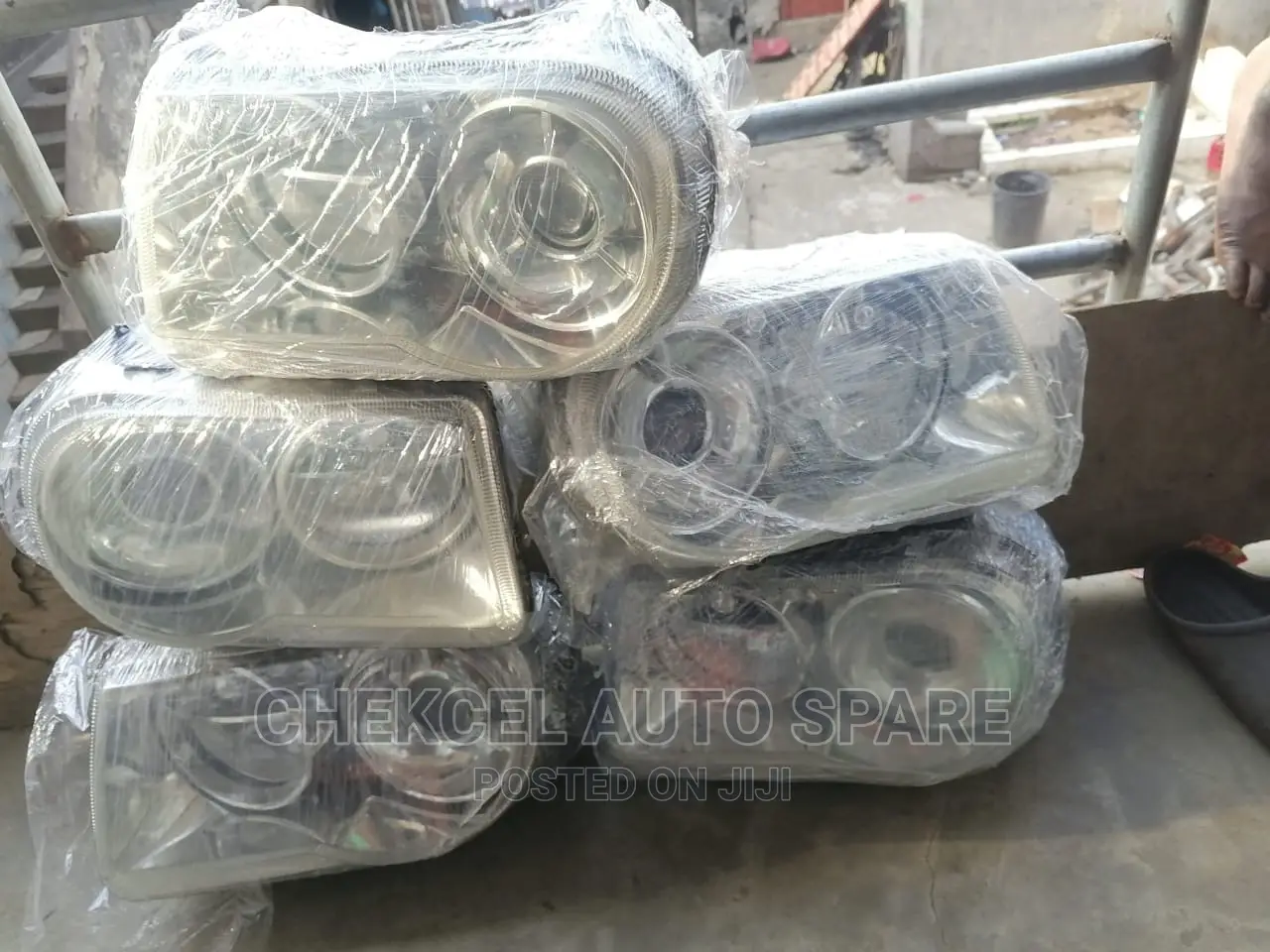 Headlights Chrysler 300c
