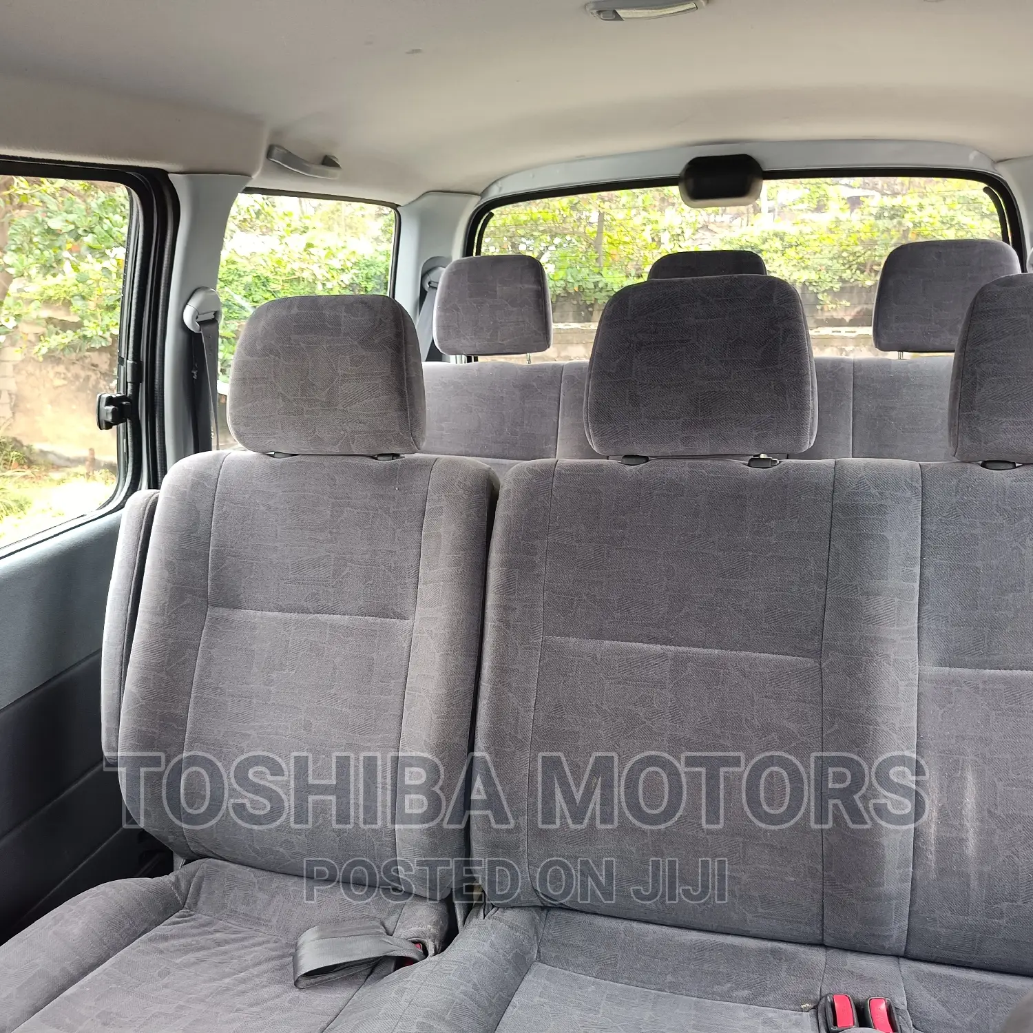 Toyota HiAce 2004 Silver
