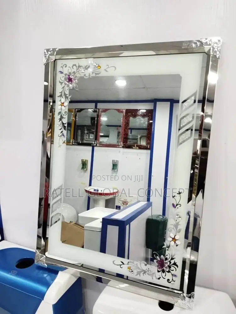 Flower Design Mirror