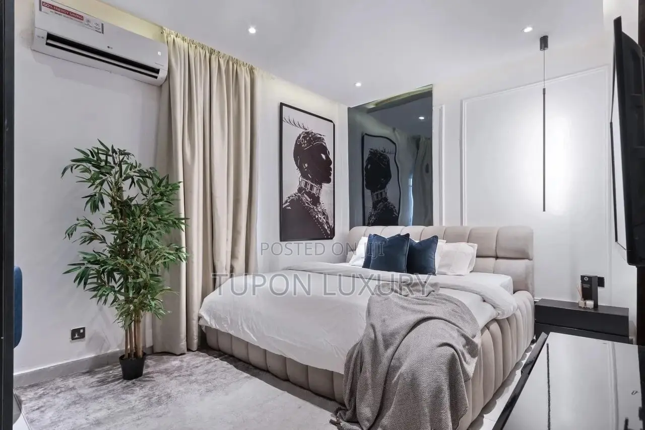 Luxury 2 Bedroom Apartment Available