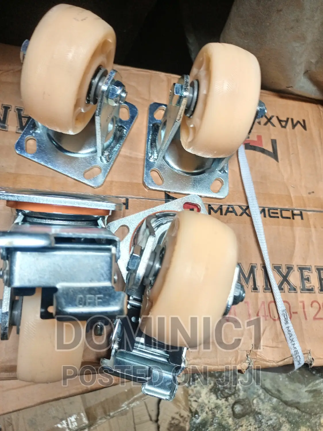 4 Inches Heavy Duty Teflon Castor With Break