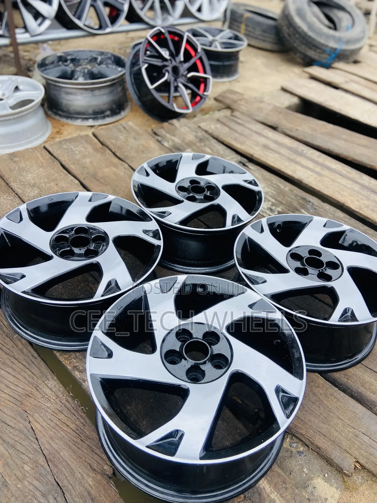 16 Inches Factory Corolla, Matrix And Pontiac Vibe
