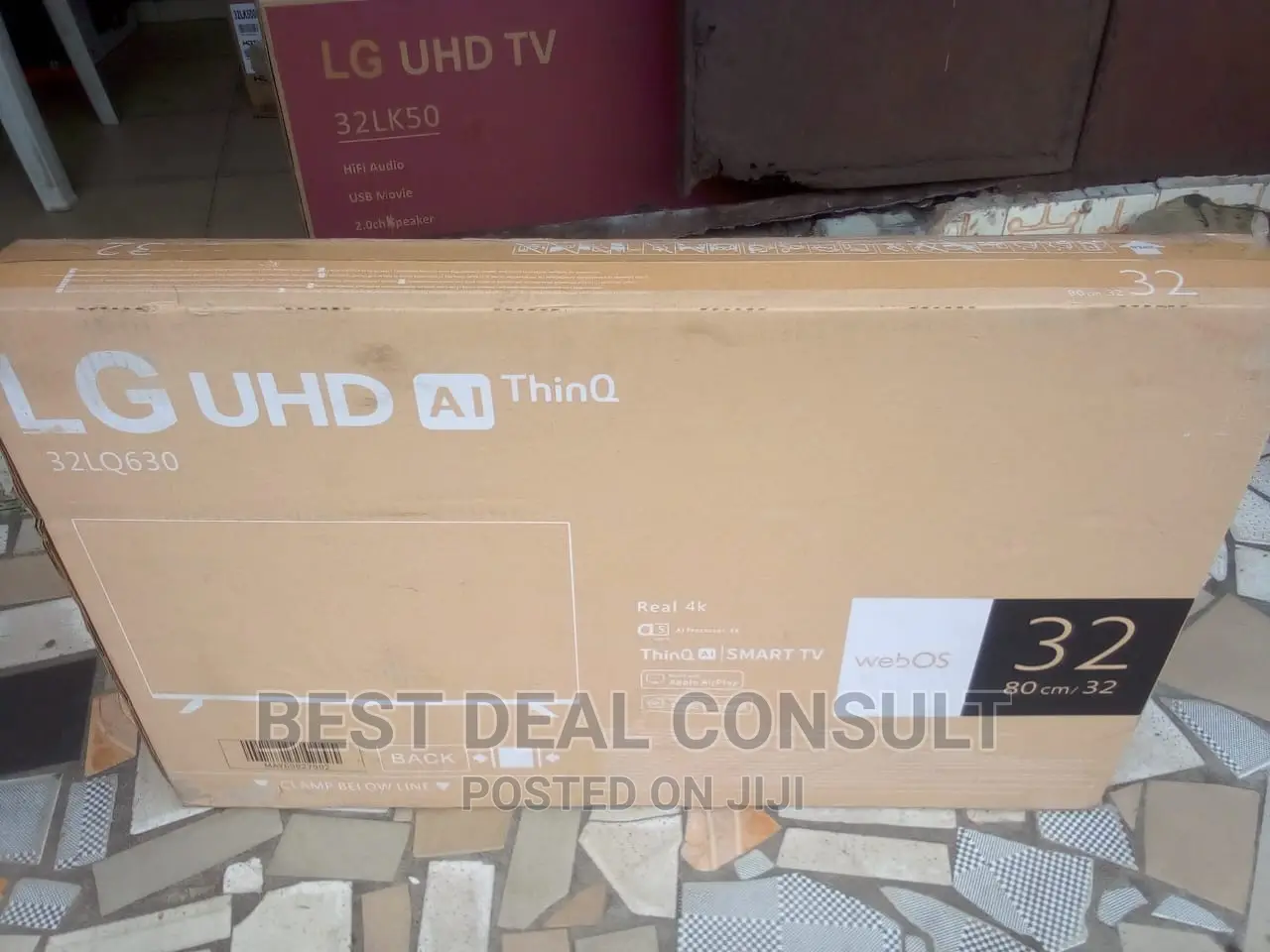 LG Uhd 32inches TV