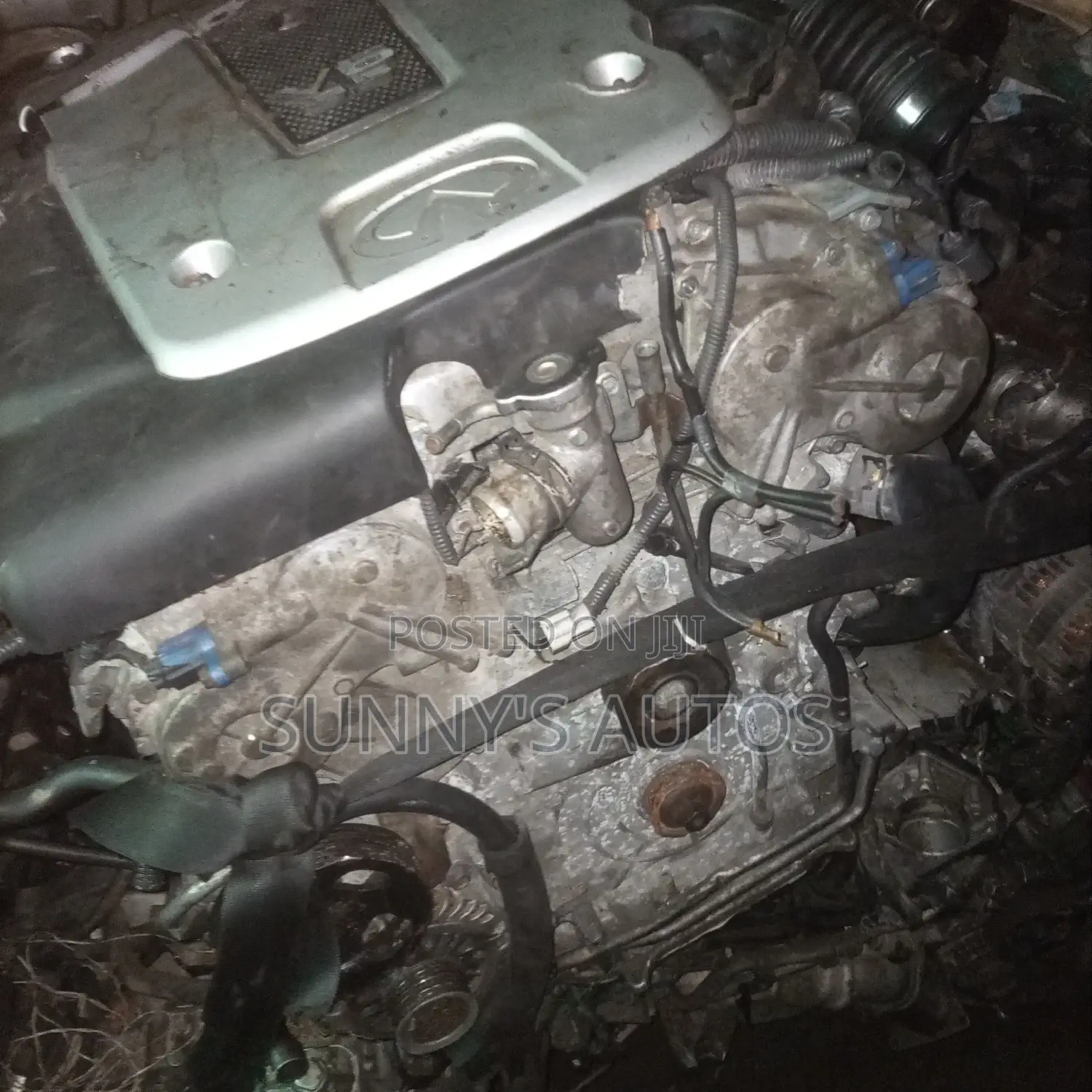 Infiniti G35 Engine.