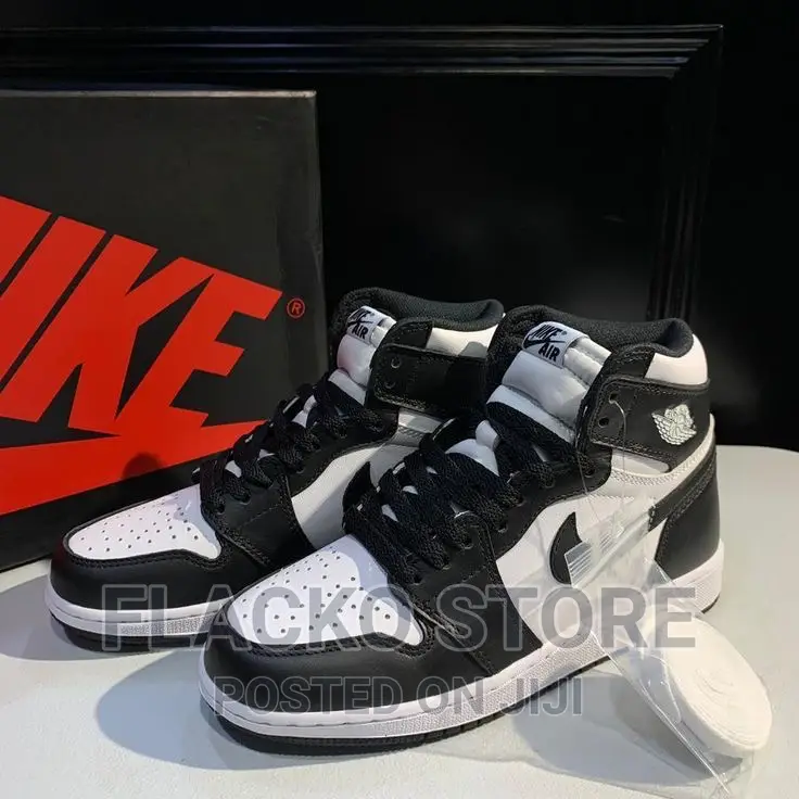 Original Nike Air Jordan 1 Panda Hightop Sneakers
