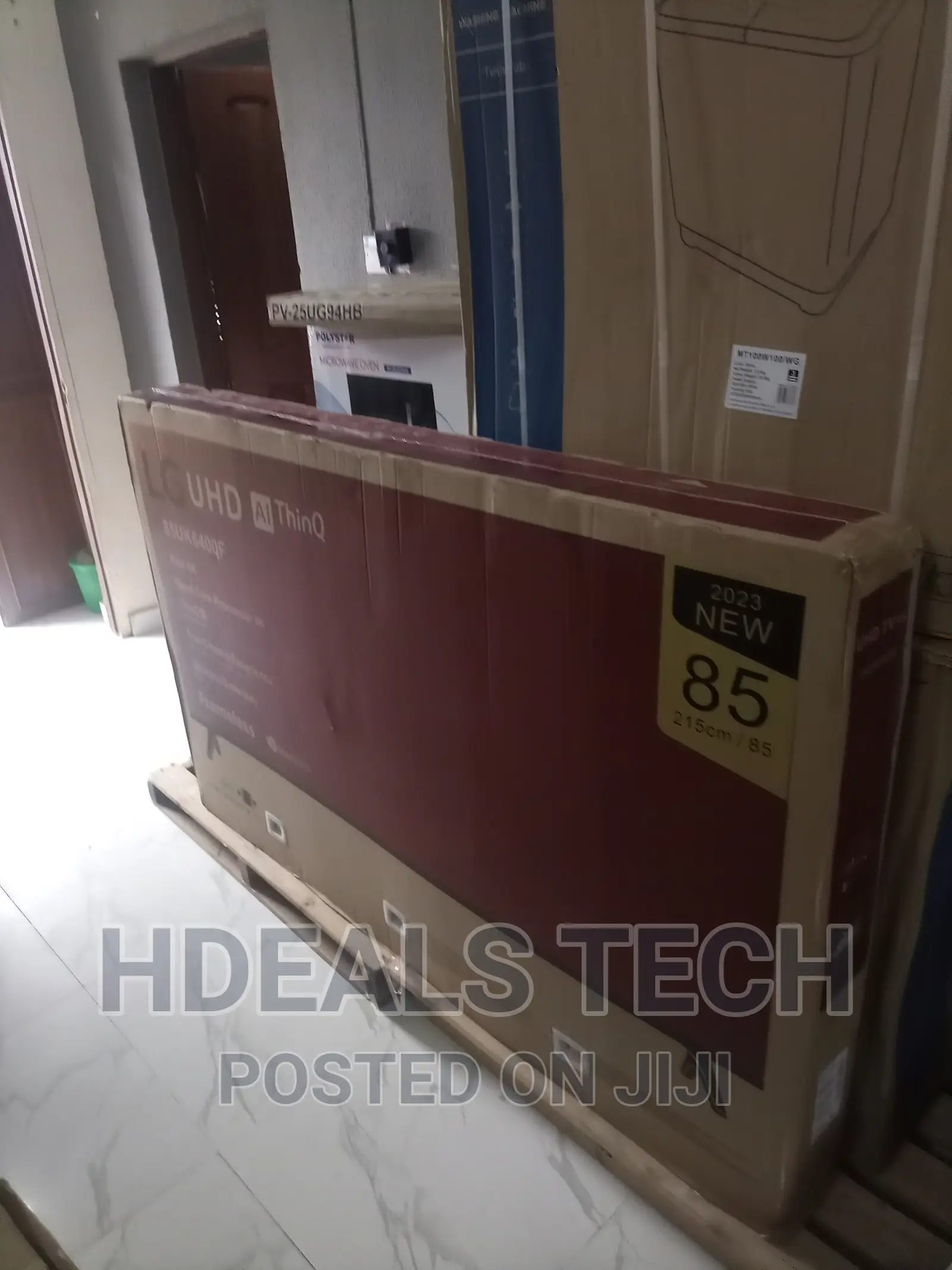 Brand New LG 85 Inches Smart Frameless TV With Bluetooth