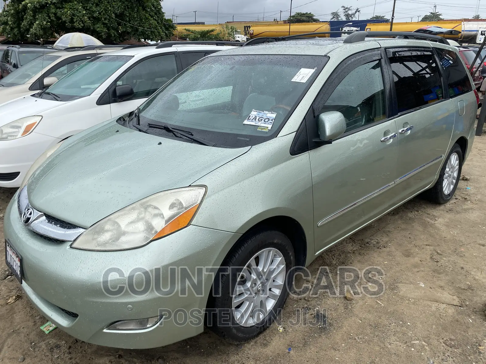 Toyota Sienna Limited 7 Passenger 2010 Green