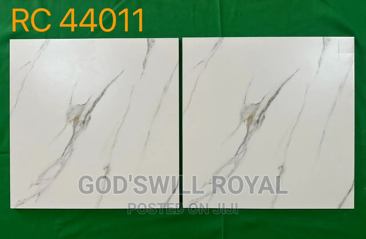 White Carara 40/40cm