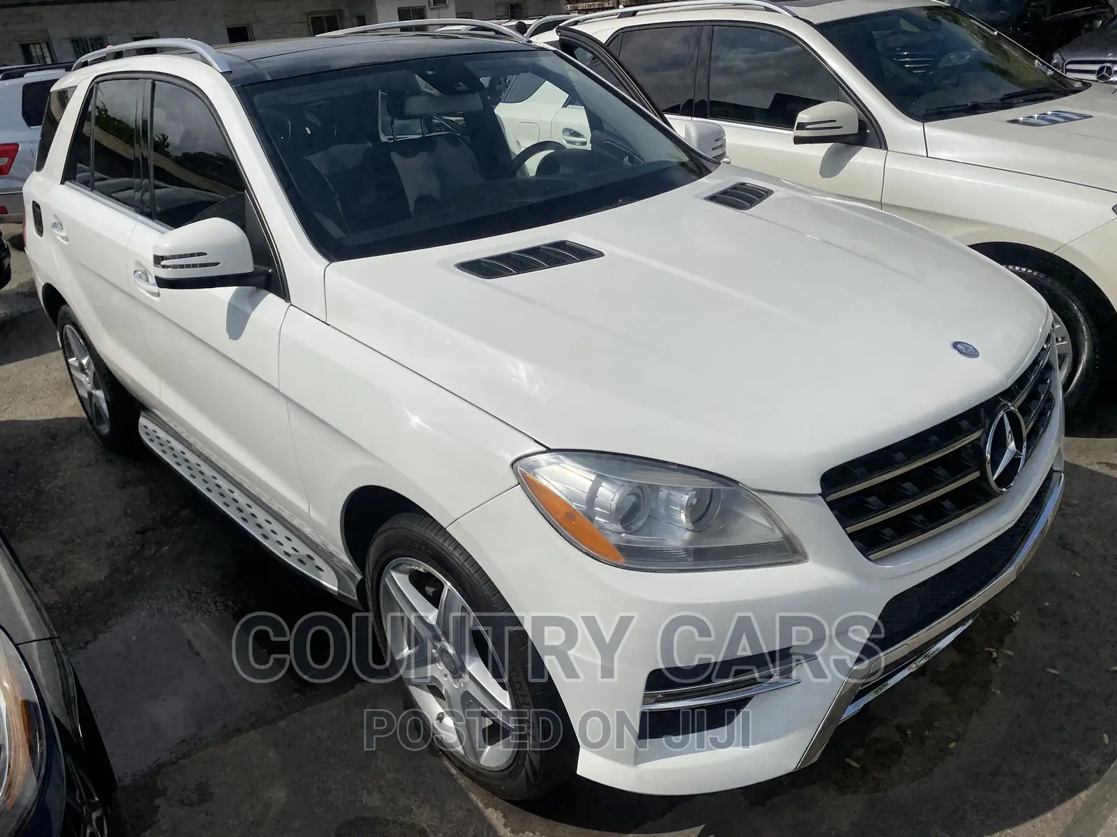 Mercedes-Benz M Class 2014 Off white
