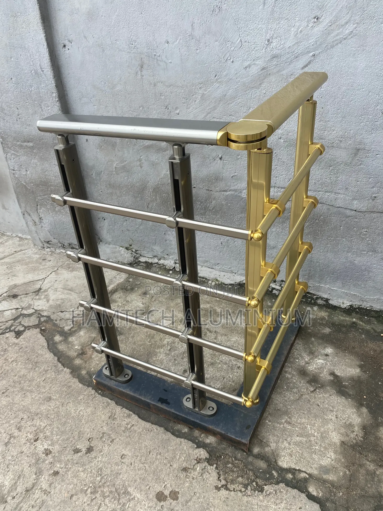 Over Aluminum Handreil