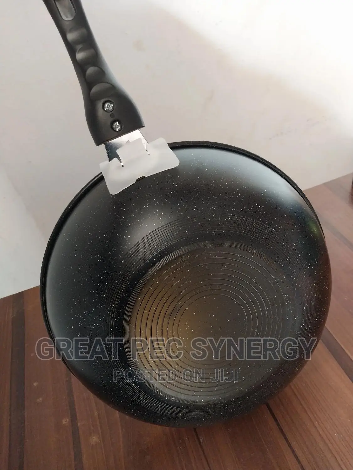 Deep Nonstick Fry Pan - 30cm Woks