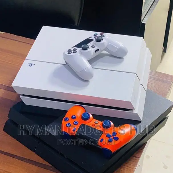 Super Neat UK Used Ps4 With Complete Accessories