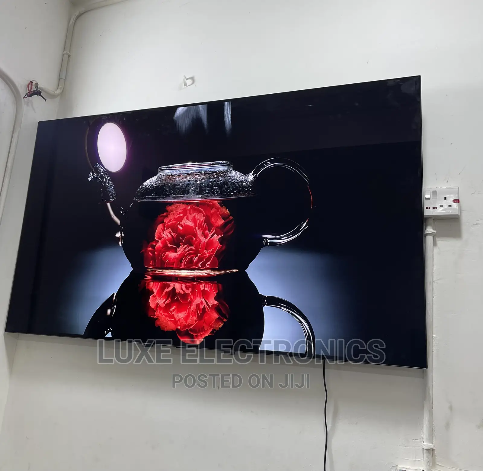 65 Inches LG OLED Ai Thinq Smart Tv Foreign Used