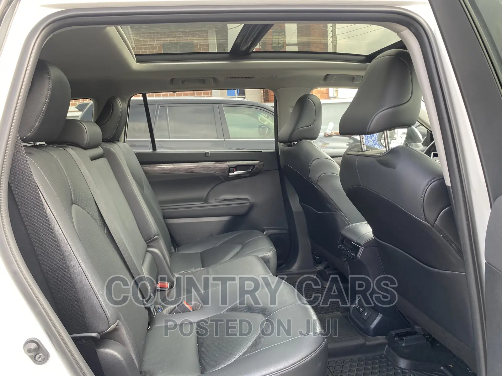 Toyota Highlander Limited AWD 2020 White