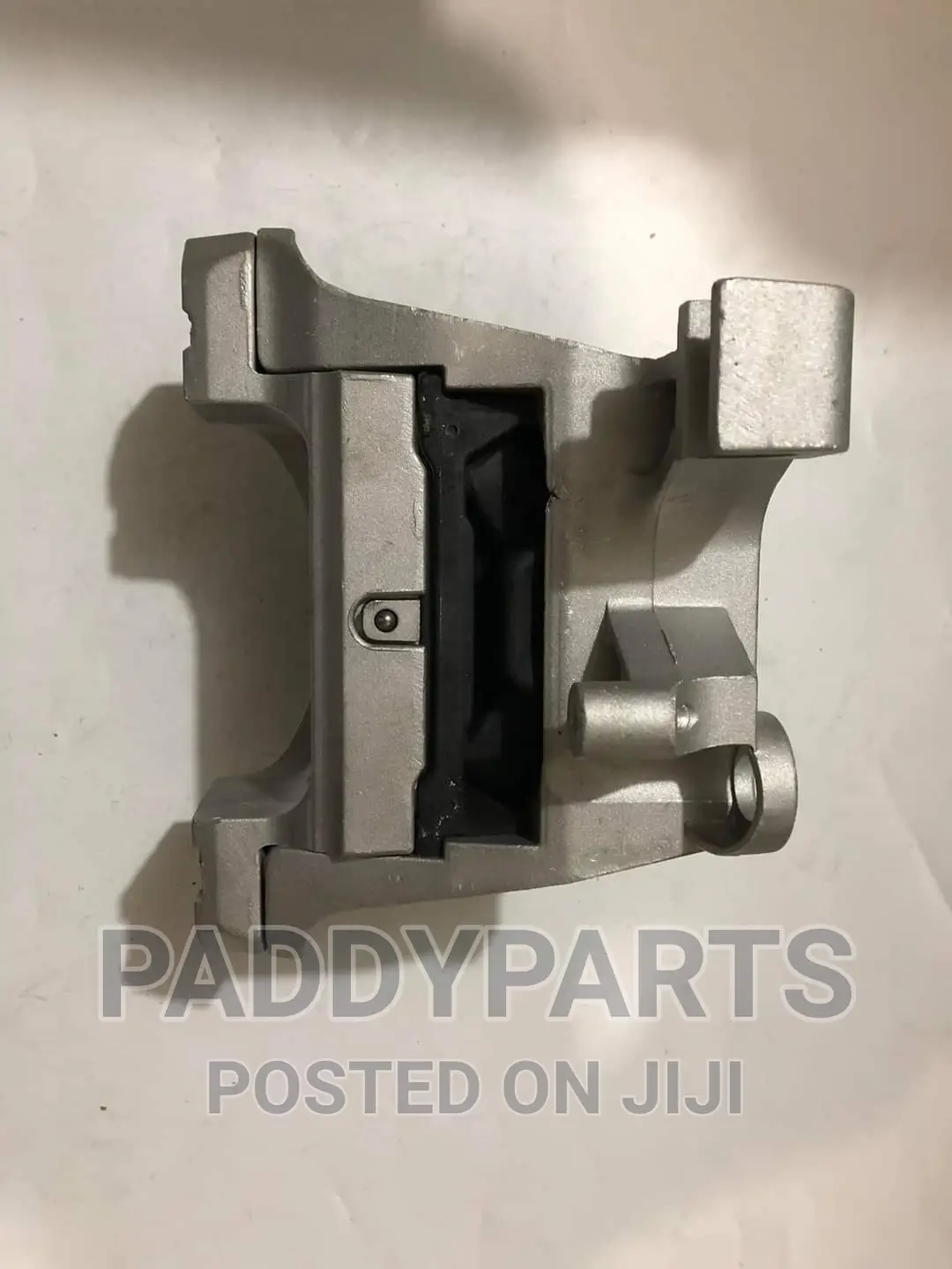 Jeep Cherokee Engine Mount