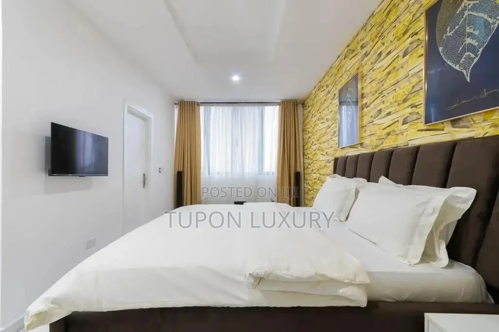 Premium Luxury Waterfront 3 Bedroom Apartment