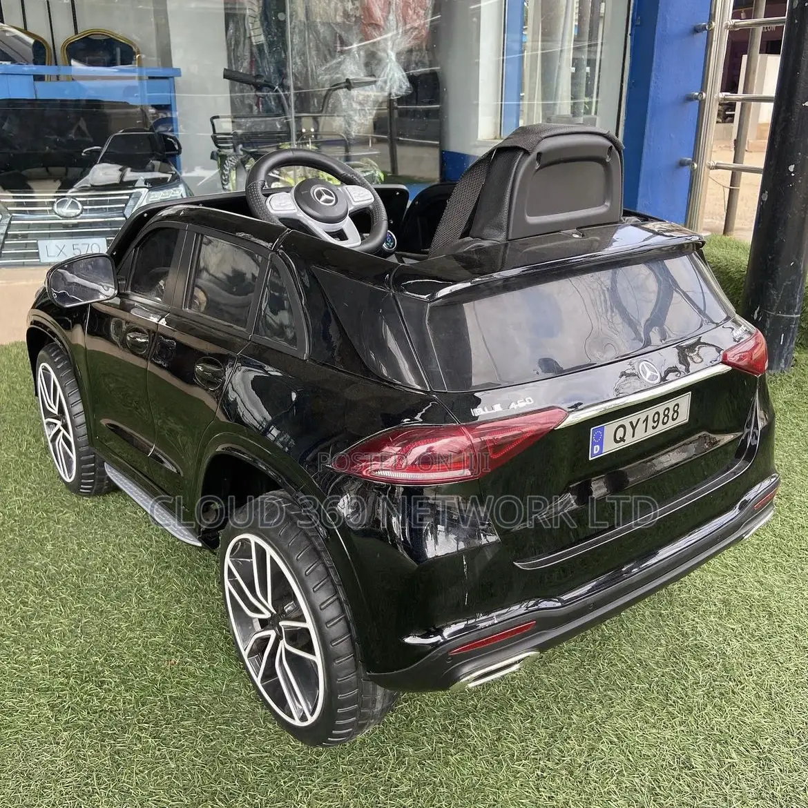 Mercedes Benz SUV