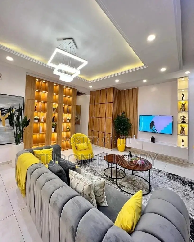 Tastefully Furnished 1 Bedroom Apartment
