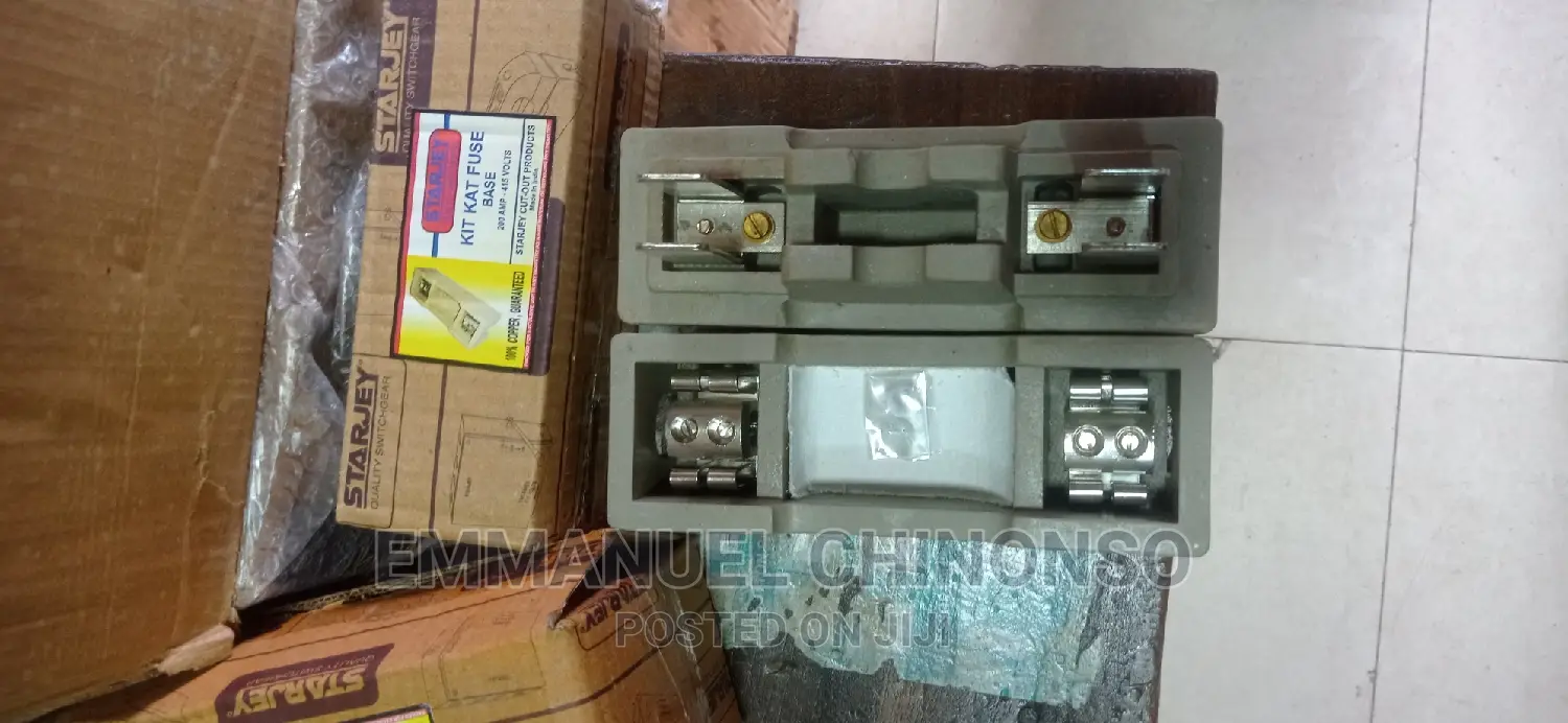 200a Starjey Fuse and Base