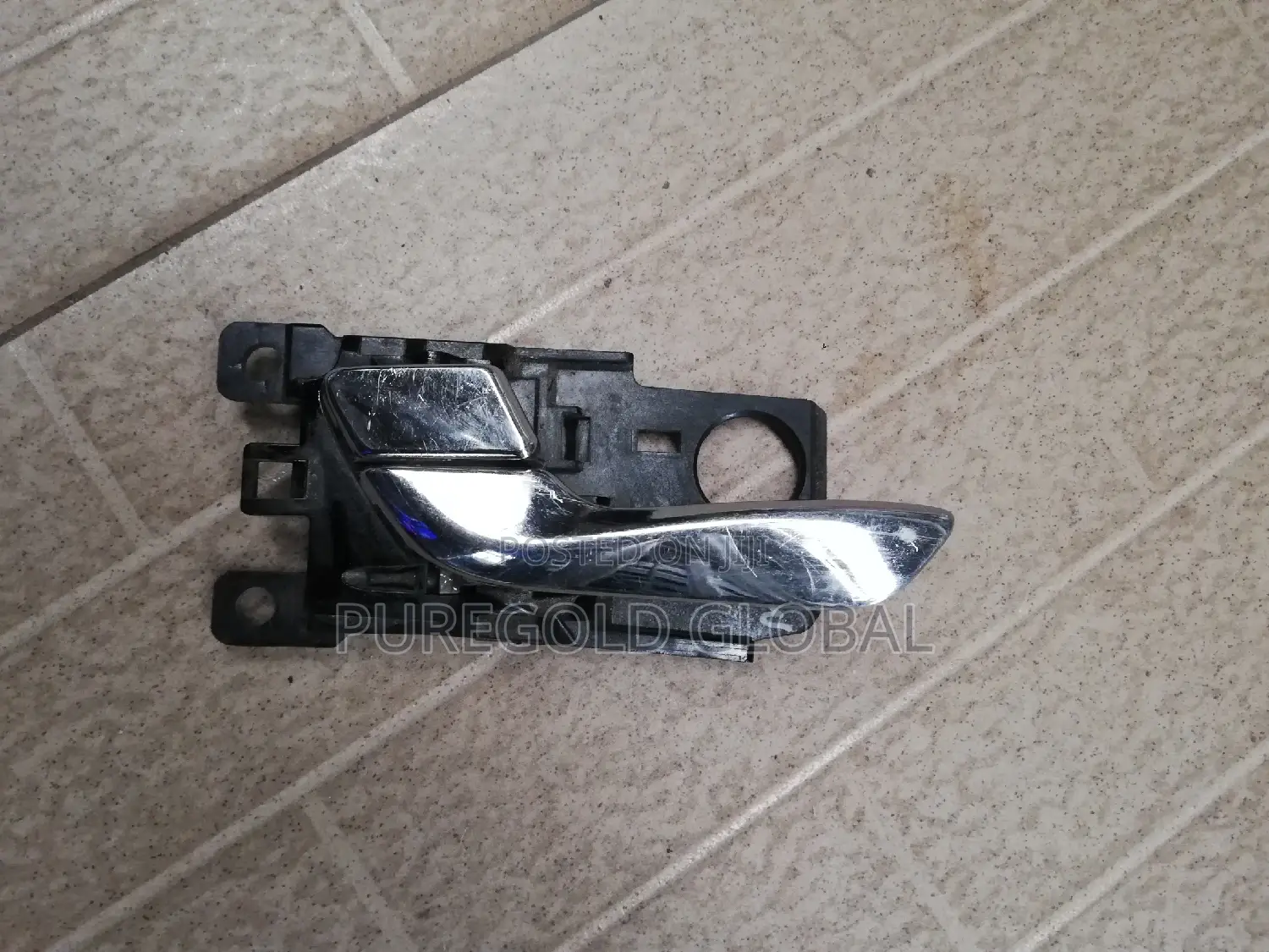 Hyundai Azera 2012 Inner Door Handle