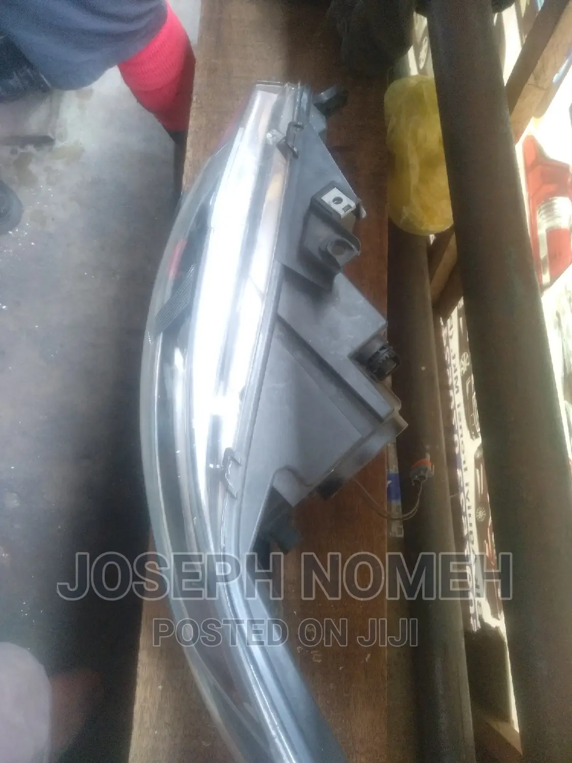 Ford Taurus 2013 Headlamp