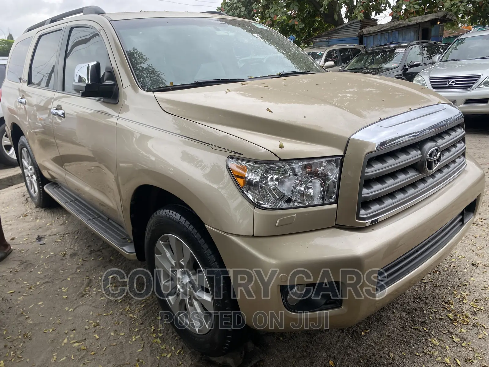 Toyota Sequoia 2015 Gold