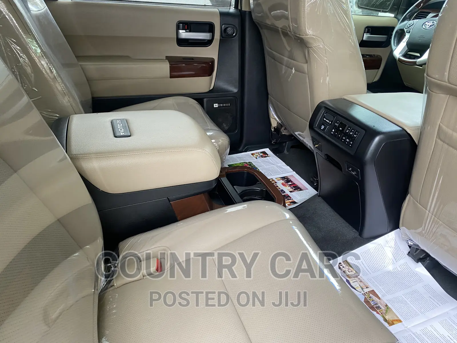 Toyota Sequoia 2015 Gold