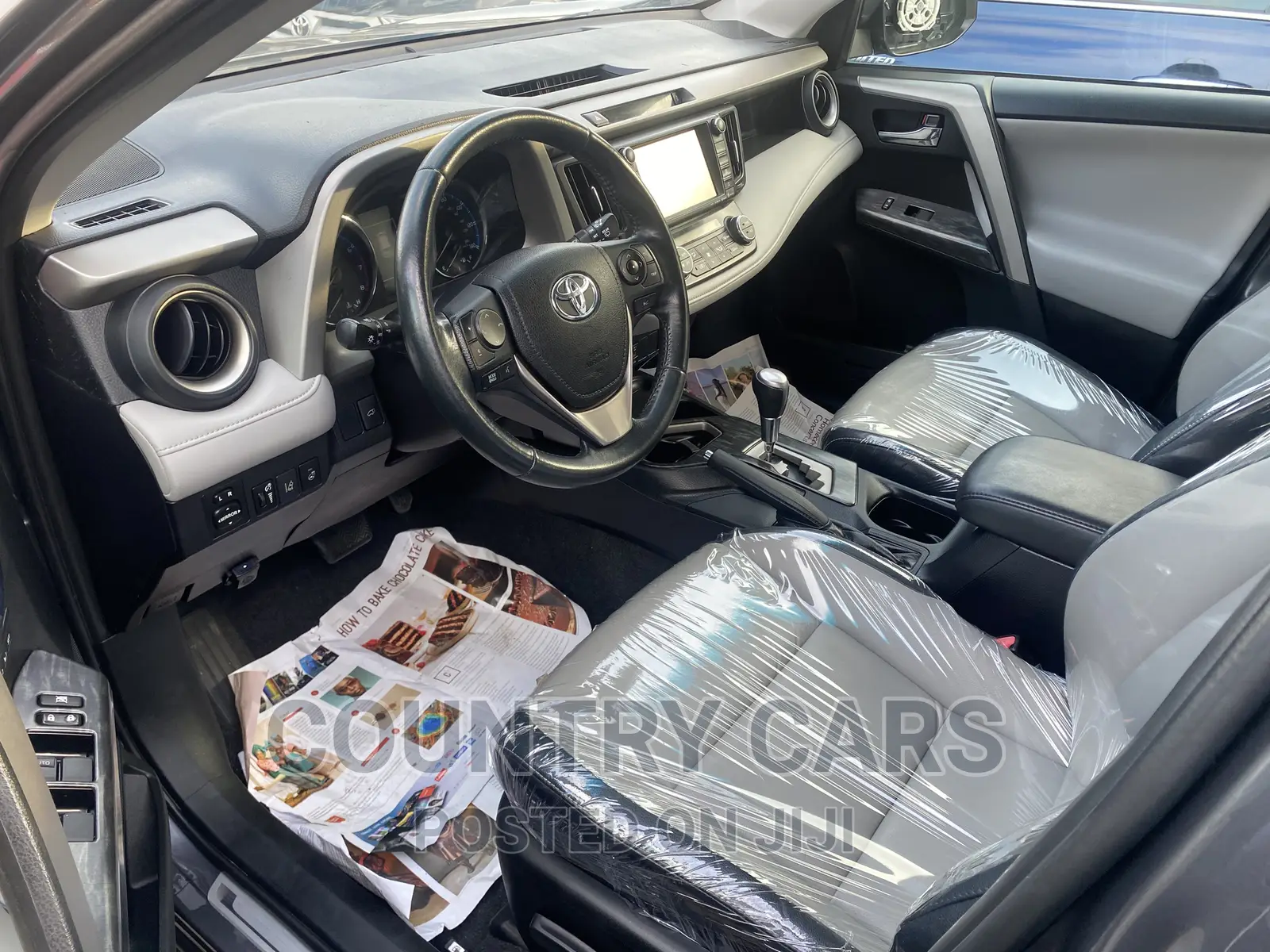Toyota RAV4 Platinum AWD (2.5L 4cyl 6A) 2017 Gray