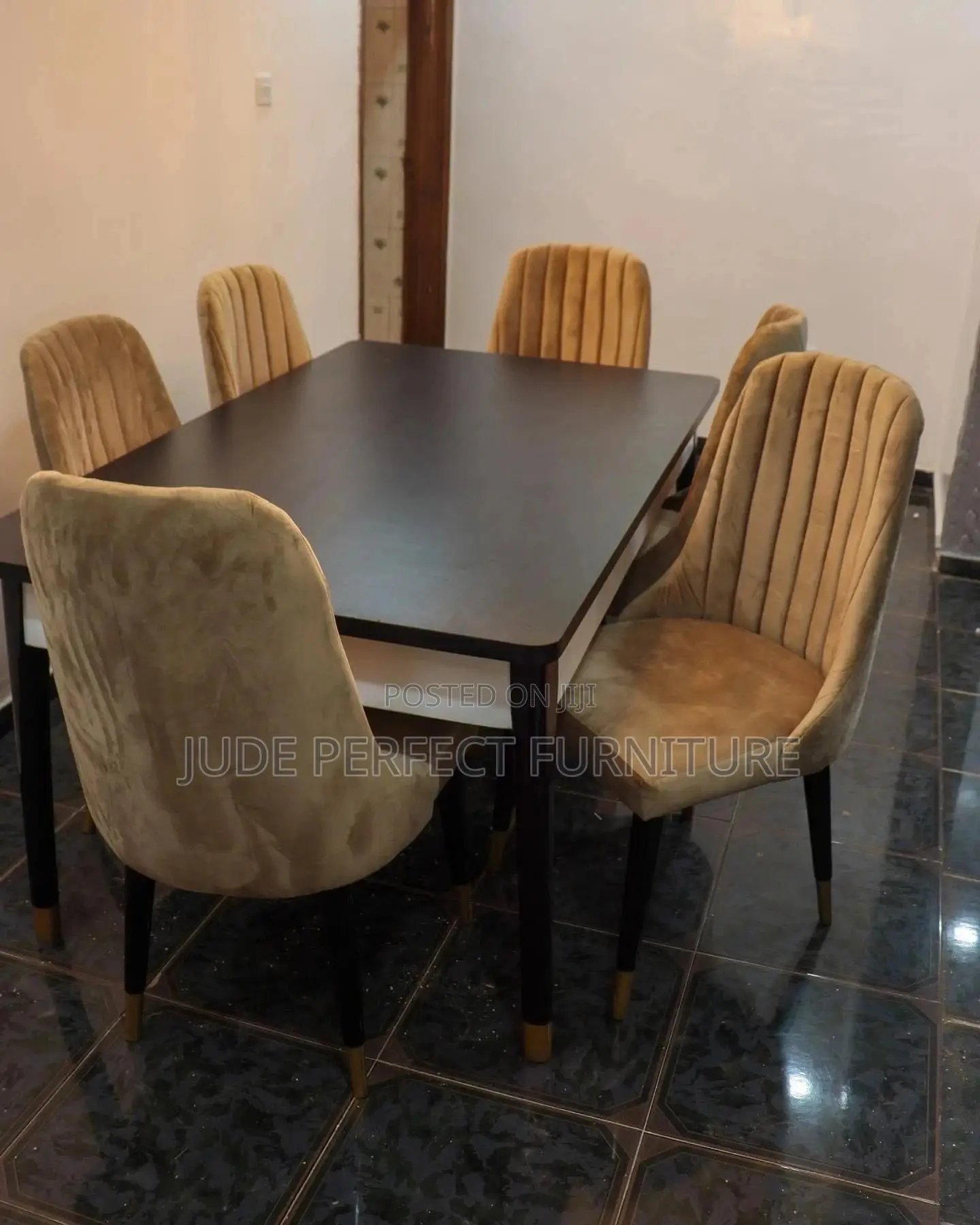 Dining Table With 6 Chairs