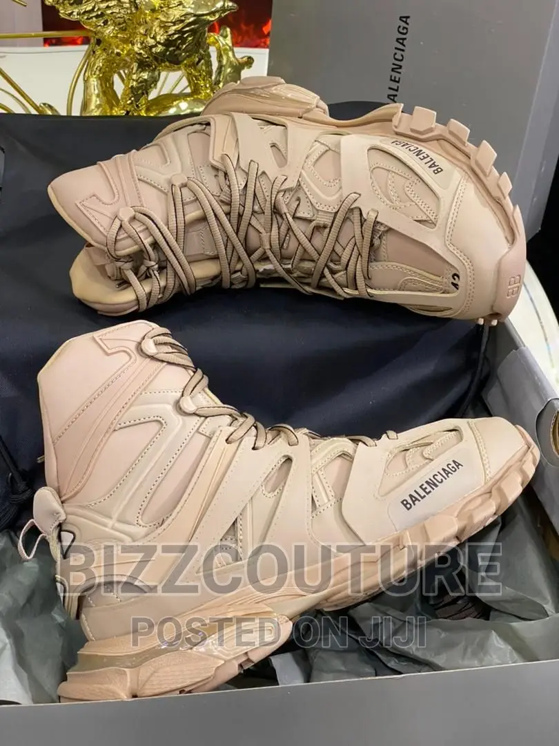 Original BALENCIAGA BOOTS Available in Store