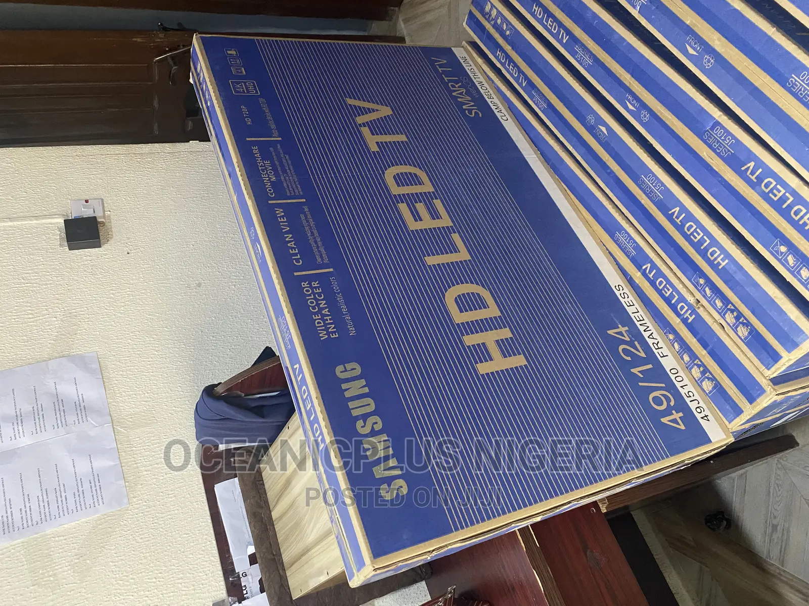 49'' Samsung Smart TV /49j5100 Frameless